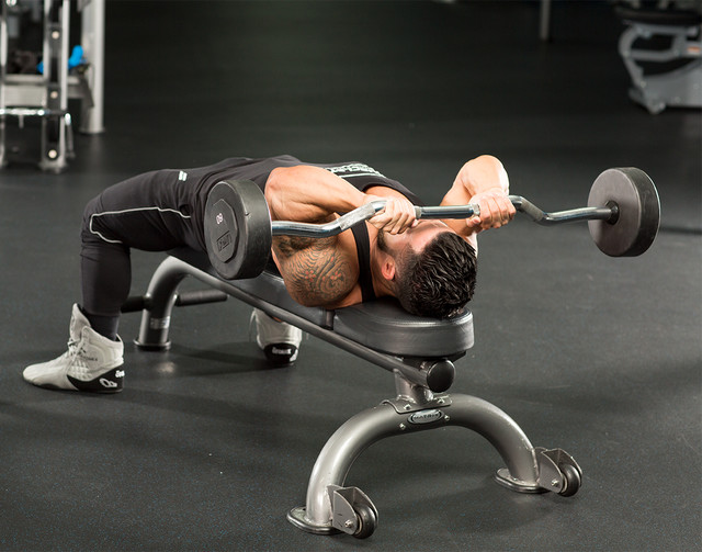 raise-the-bar-on-triceps-long-head-growth-MUSCLETECH-v2-1-640xh.jpg